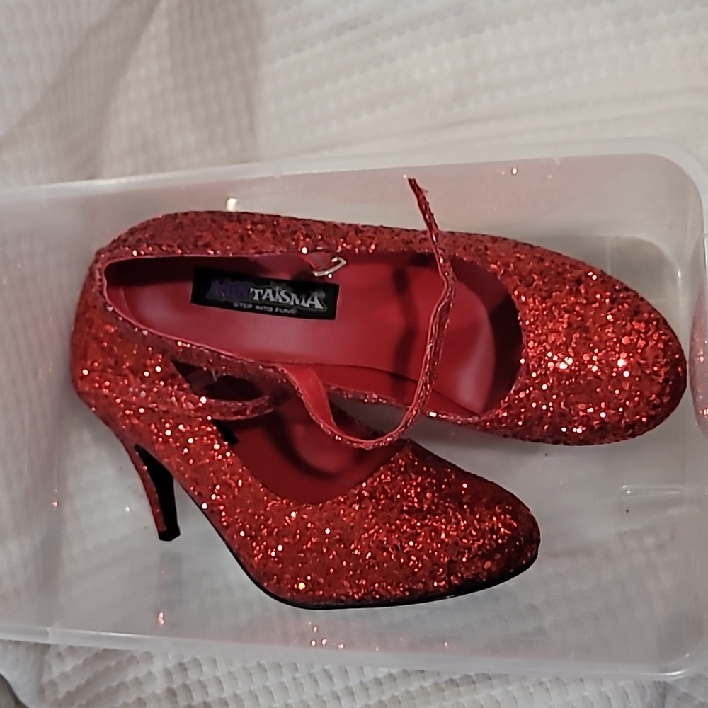 Red glitter shoes